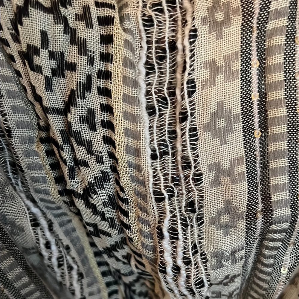 Patterned Infinity Scarf - Picture 3 of 3